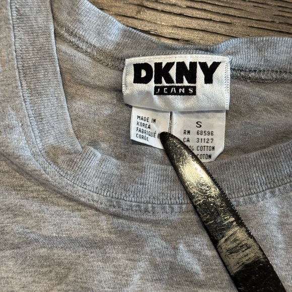 🔥 90’s VINTAGE DKNY Jeans Long sleeve🔥 Men’s Size S - Picture 3 of 9